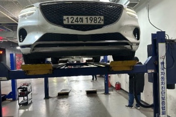 2021 Genesis GV70 с пробегом 99 797 км