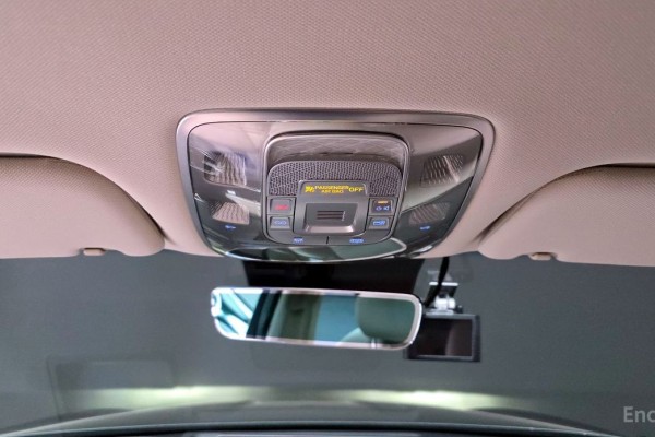 2021 Genesis GV70 с пробегом 80 815 км