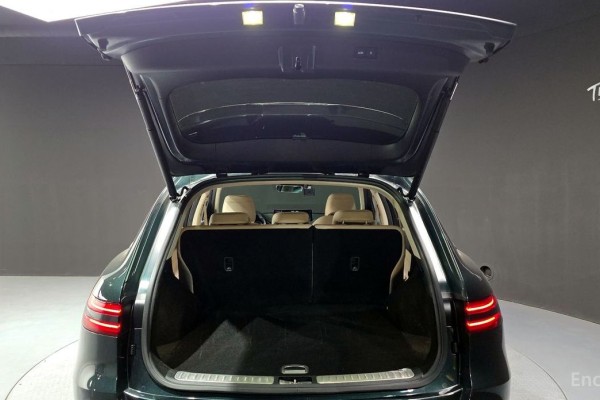 2021 Genesis GV70 с пробегом 80 815 км