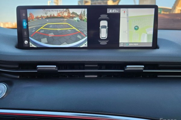 2021 Genesis GV70 с пробегом 112 528 км