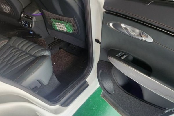 2021 Genesis GV70 с пробегом 54 301 км