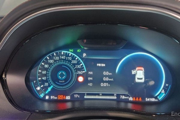 2021 Genesis GV70 с пробегом 54 301 км