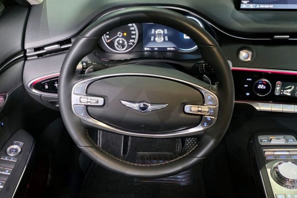 2022 Genesis GV70 с пробегом 50 123 км