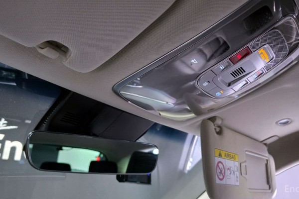 2022 Genesis GV70 с пробегом 50 123 км