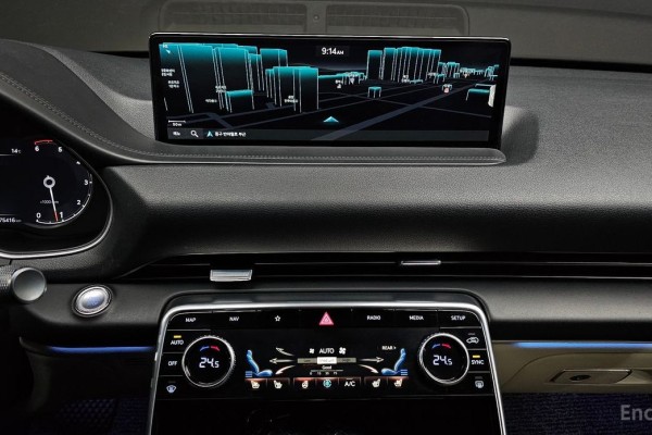 2021 Genesis GV80 с пробегом 75 416 км