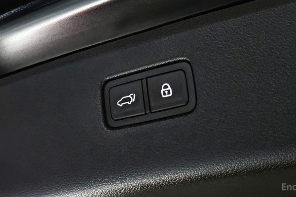 2021 Genesis GV80 с пробегом 75 416 км