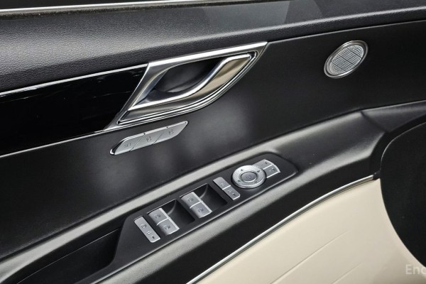 2021 Genesis GV80 с пробегом 75 416 км