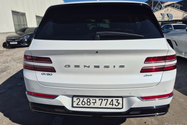 2021 Genesis GV80 с пробегом 87 812 км