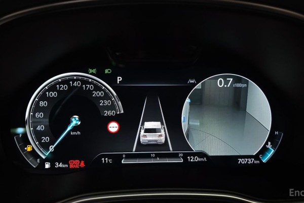 2022 Genesis GV80 с пробегом 70 737 км