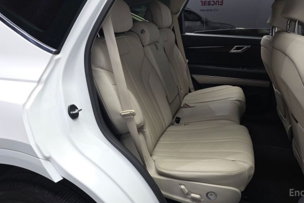 2022 Genesis GV80 с пробегом 70 737 км