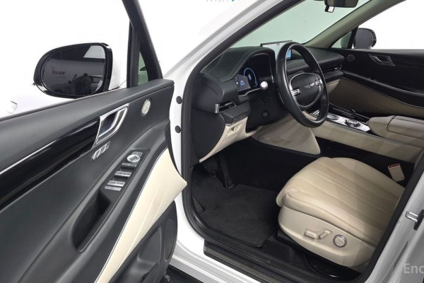 2022 Genesis GV80 с пробегом 70 737 км