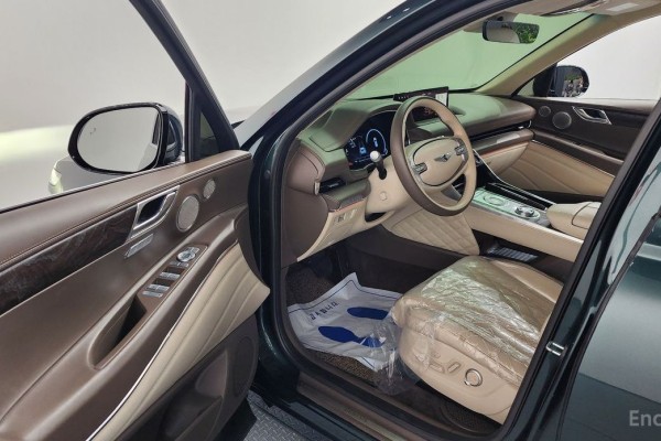 2021 Genesis GV80 с пробегом 129 400 км