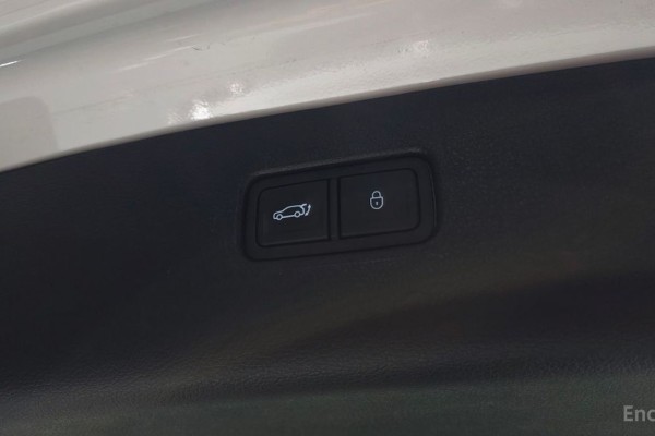 2022 Genesis GV80 с пробегом 70 737 км