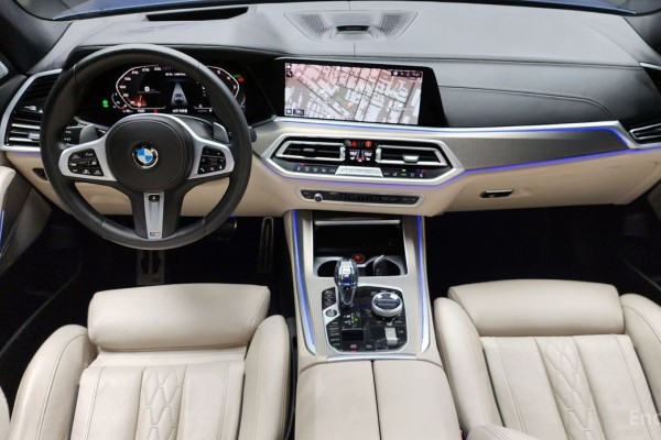 2020 BMW X5 с пробегом 54 494 км