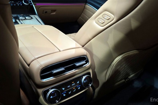 2022 Genesis GV80 с пробегом 69 866 км