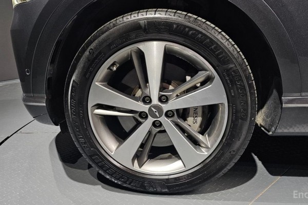 2021 Genesis GV80 с пробегом 112 453 км