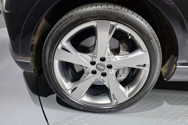 2022 Genesis GV80 с пробегом 57 024 км