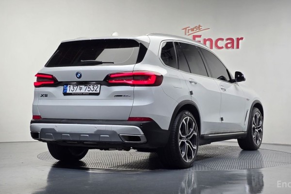 2022 BMW X5 с пробегом 52 014 км