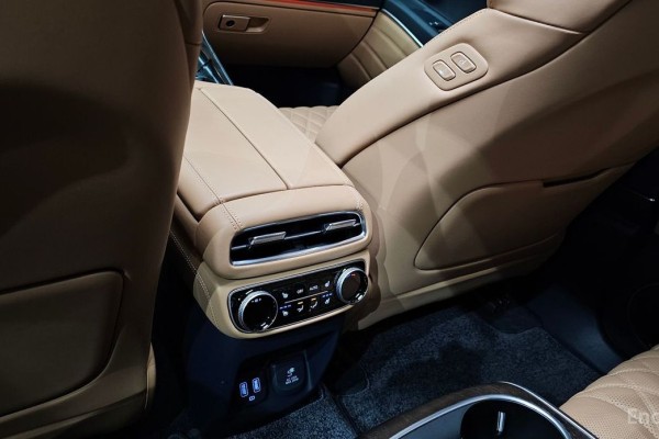 2022 Genesis GV80 с пробегом 57 024 км