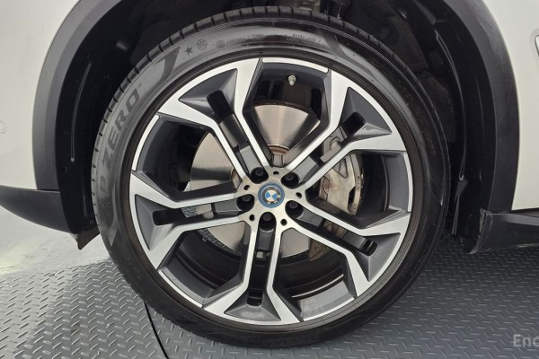 2022 BMW X5 с пробегом 52 014 км