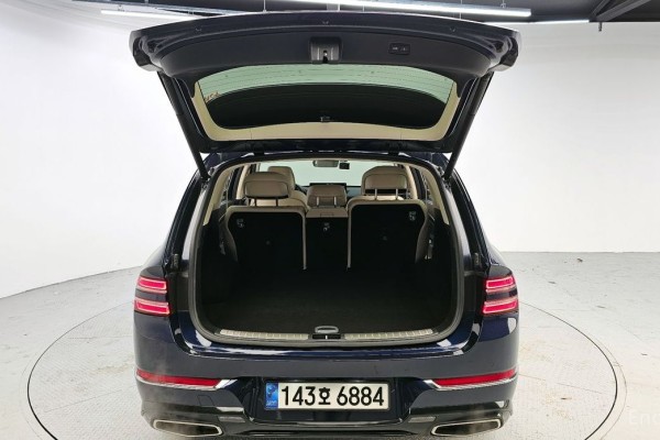 2021 Genesis GV80 с пробегом 139 044 км