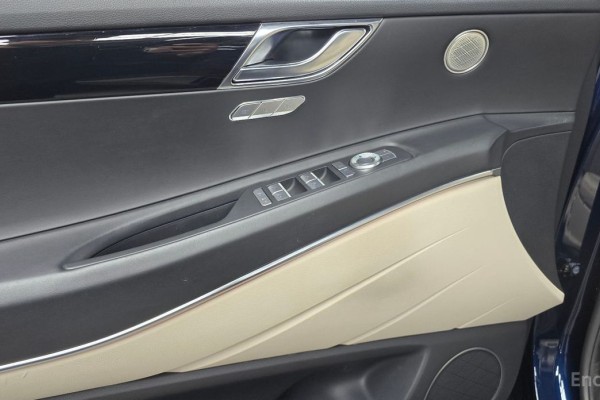 2021 Genesis GV80 с пробегом 80 454 км