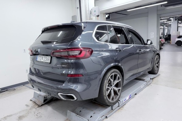 2022 BMW X5 с пробегом 62 402 км