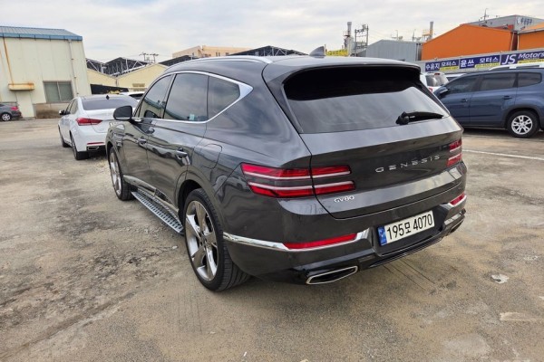 2021 Genesis GV80 с пробегом 58 666 км