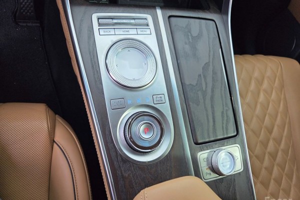 2021 Genesis GV80 с пробегом 58 666 км