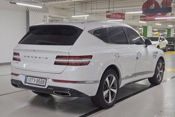 2021 Genesis GV80 с пробегом 67 809 км