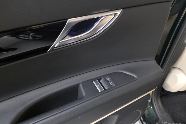 2021 Genesis GV80 с пробегом 94 392 км