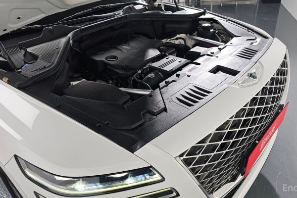 2021 Genesis GV80 с пробегом 101 183 км