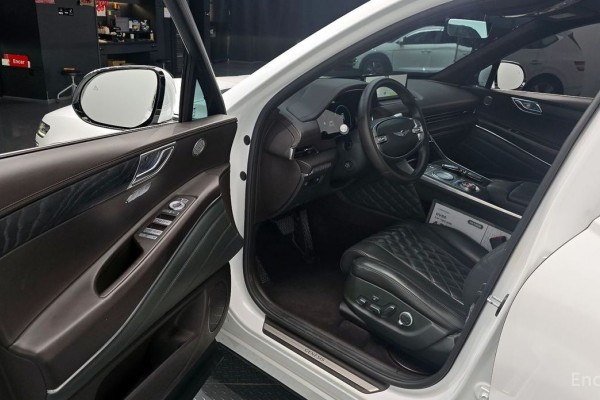 2022 Genesis GV80 с пробегом 107 796 км