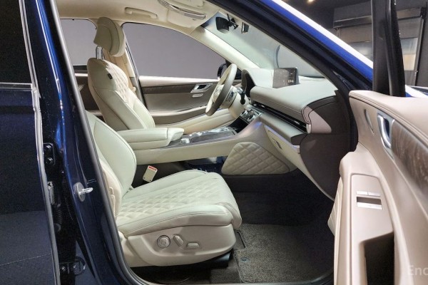 2021 Genesis GV80 с пробегом 72 594 км