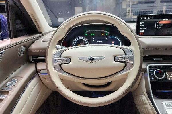 2021 Genesis GV80 с пробегом 72 594 км