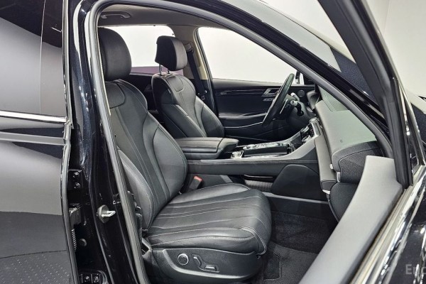 2021 Genesis GV80 с пробегом 66 601 км