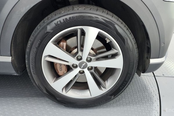 2021 Genesis GV80 с пробегом 103 706 км