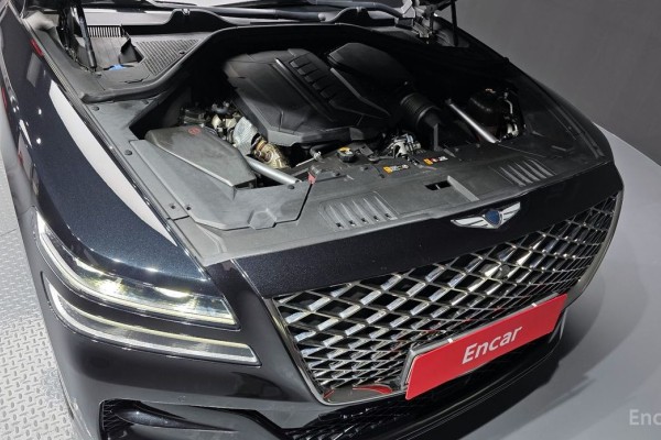 2021 Genesis GV80 с пробегом 100 357 км