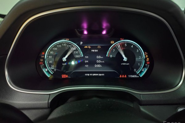 2021 Genesis GV80 с пробегом 115 605 км