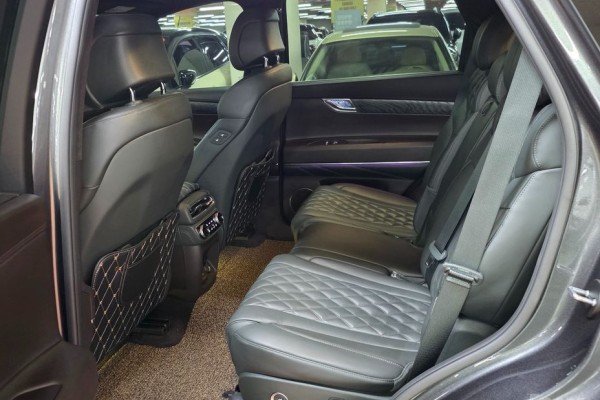 2021 Genesis GV80 с пробегом 51 000 км