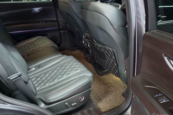 2021 Genesis GV80 с пробегом 51 000 км