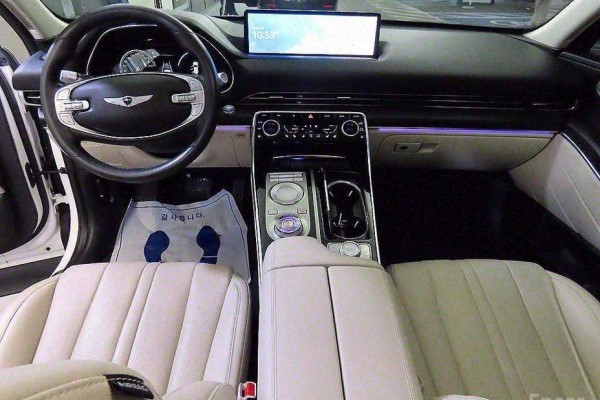 2021 Genesis GV80 с пробегом 100 000 км