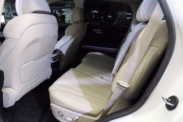 2021 Genesis GV80 с пробегом 100 000 км