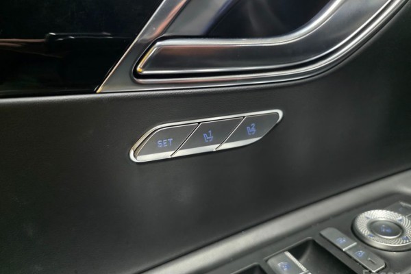 2021 Genesis GV80 с пробегом 115 605 км