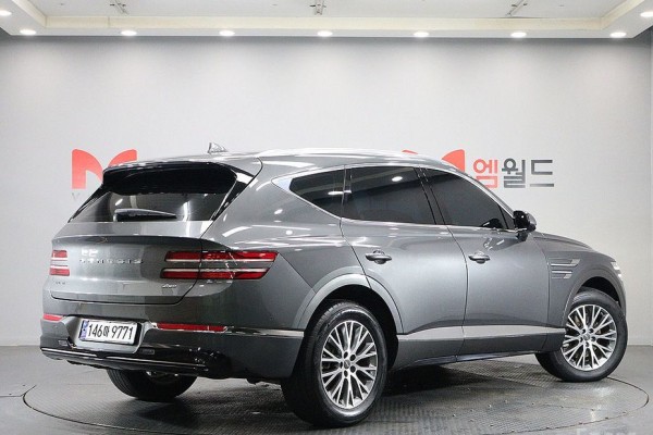 2021 Genesis GV80 с пробегом 74 888 км