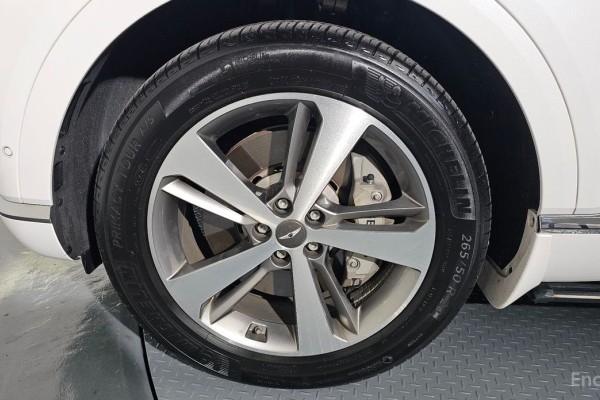 2022 Genesis GV80 с пробегом 95 301 км