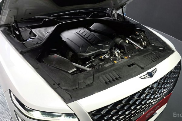 2021 Genesis GV80 с пробегом 138 968 км