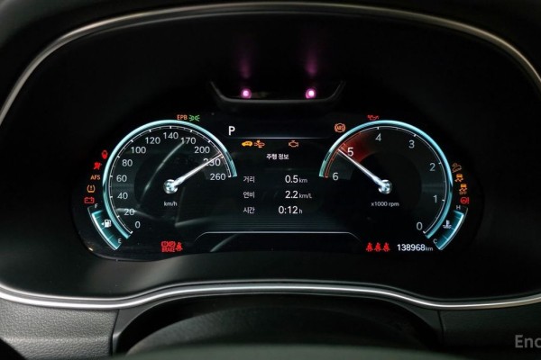 2021 Genesis GV80 с пробегом 138 968 км