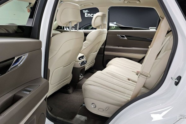 2022 Genesis GV80 с пробегом 52 544 км