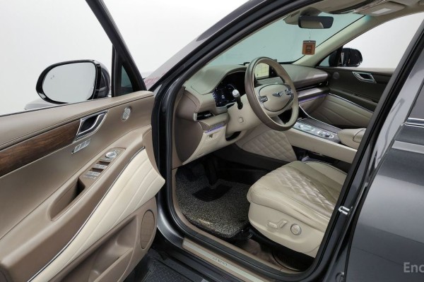 2021 Genesis GV80 с пробегом 77 488 км
